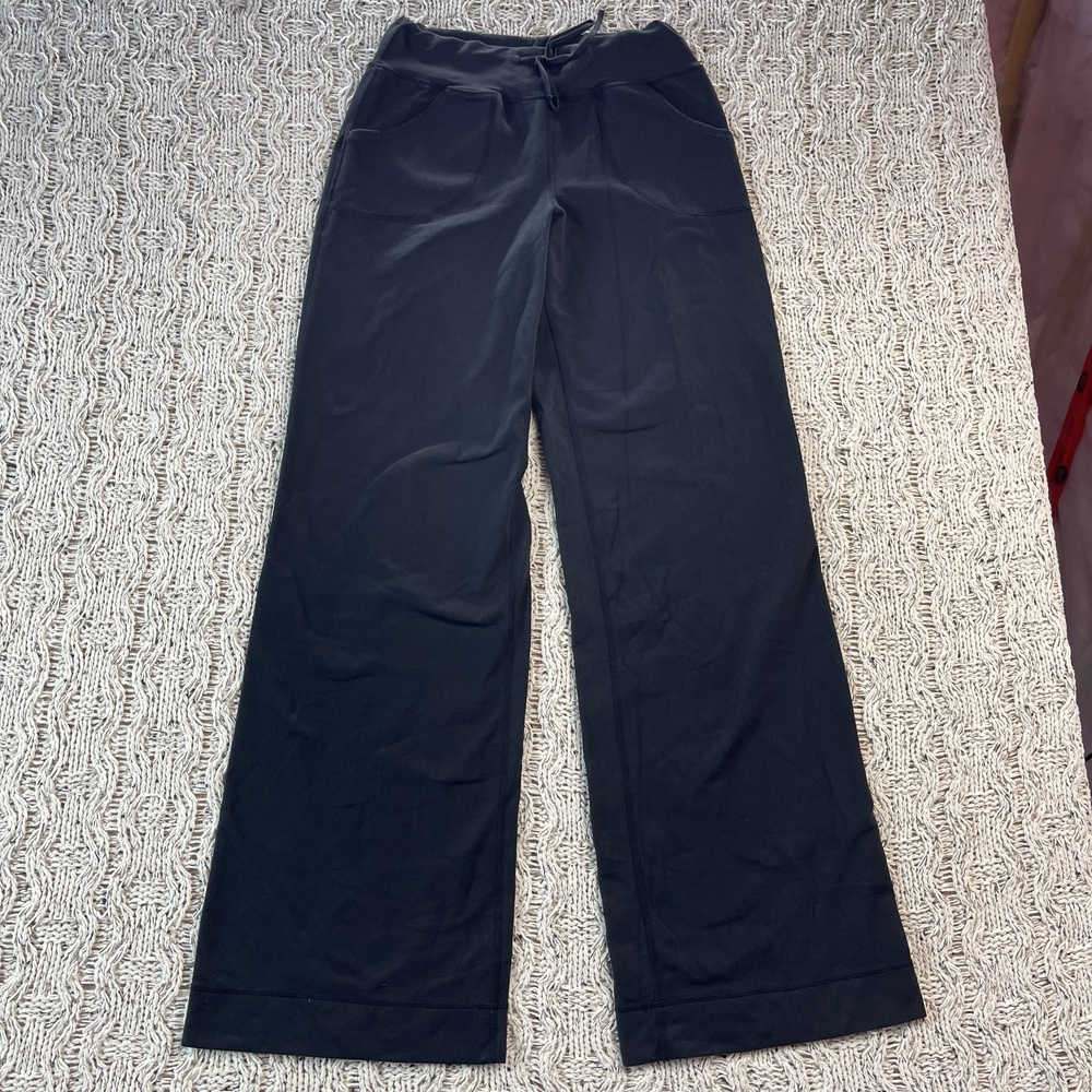 Lululemon Still Pant Pants Womens 6 TALL Black Drawstring Waist w/ Pockets